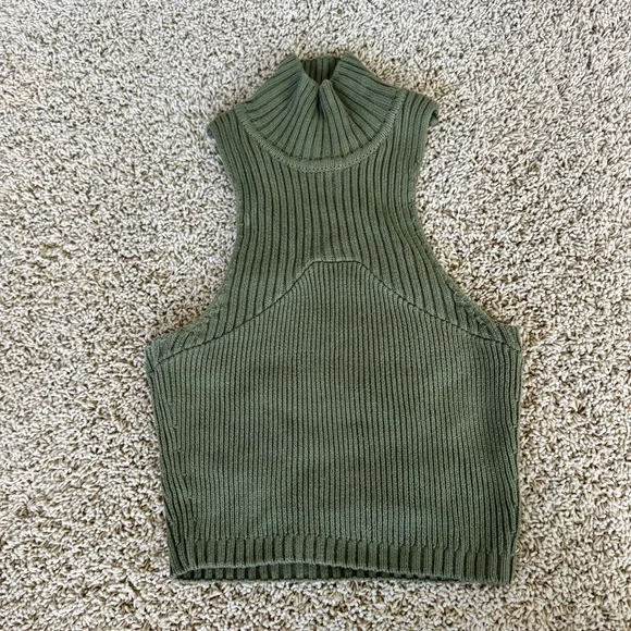 Danielle Guizio Olive Ribbed Turtleneck Top - Picture 2 of 3